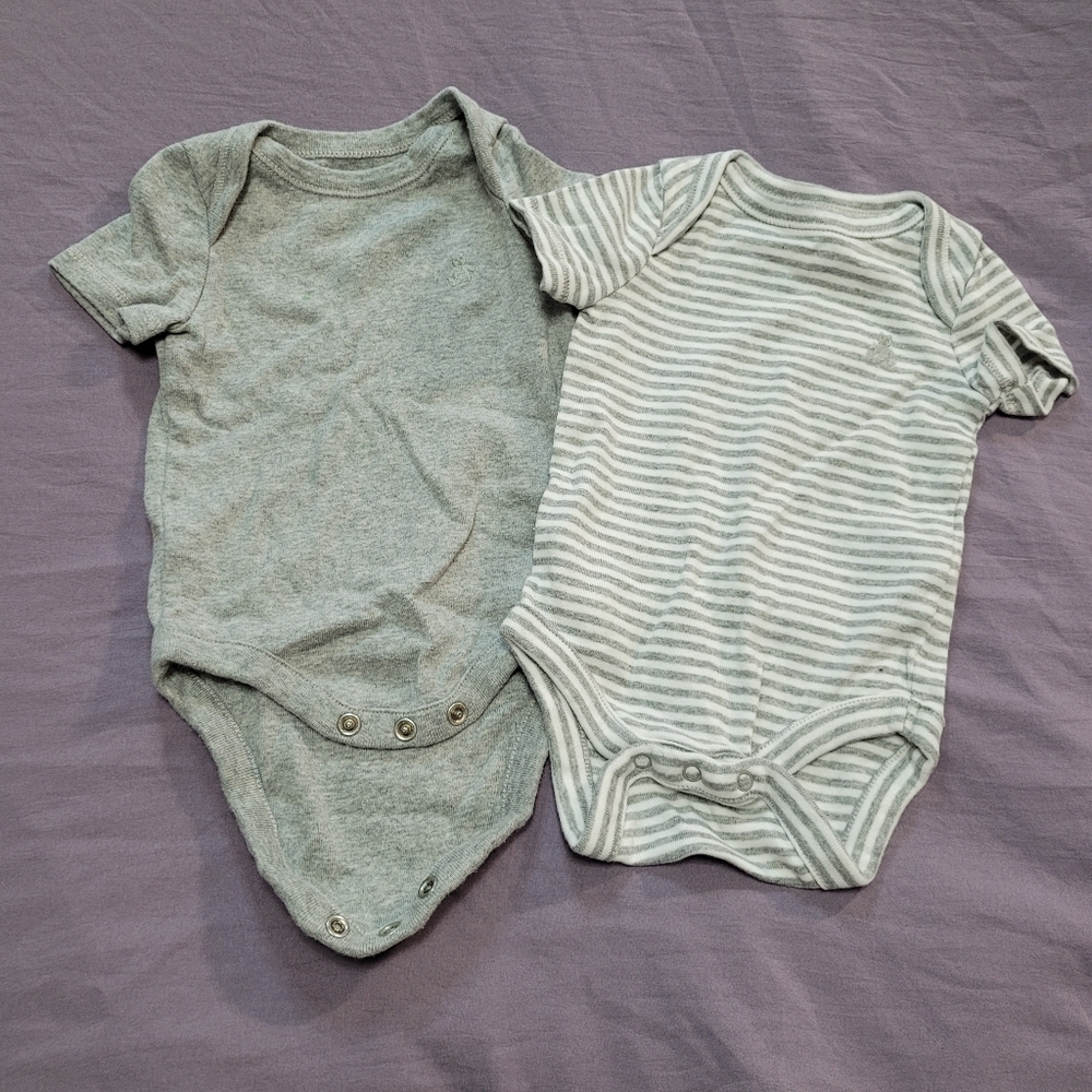 Assorted Baby Onesies Bundle (GAP And Rococo) - Picture 10 of 15